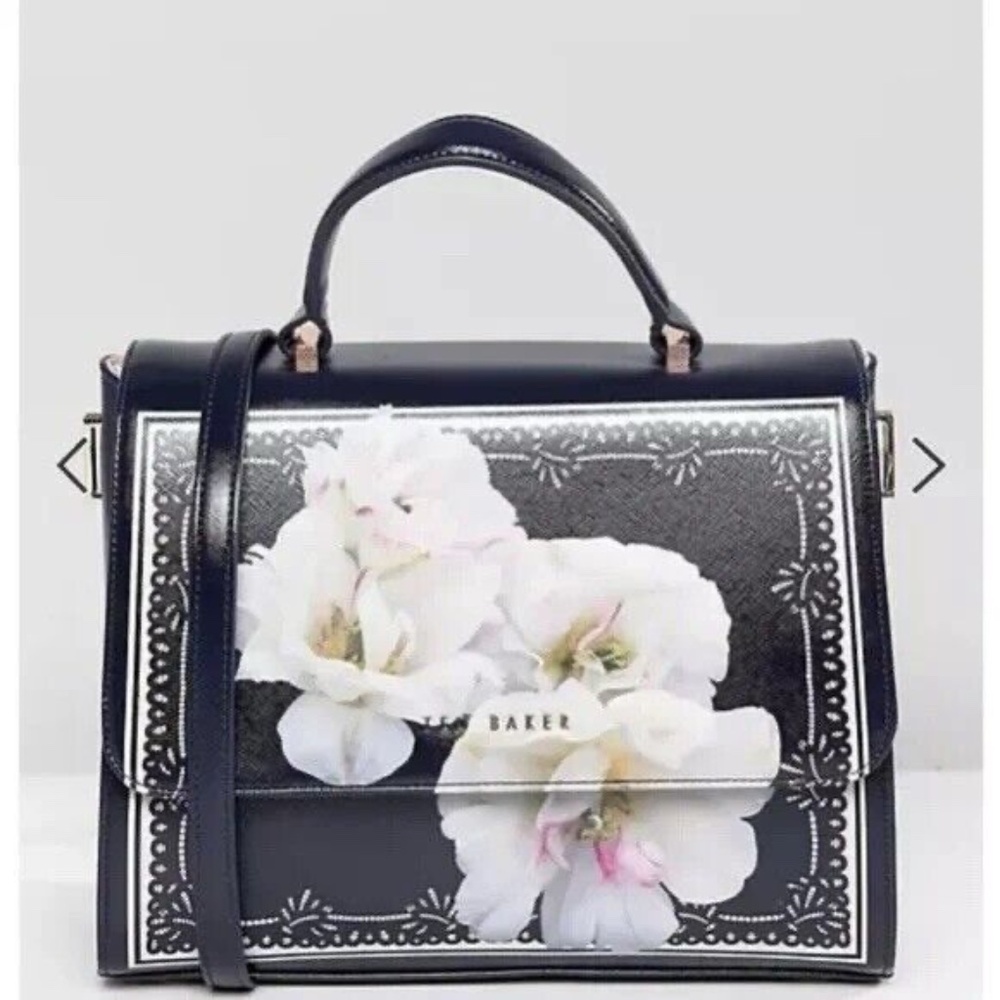 TED BAKER LONDON - Gardenia Navy Purse NWT  MINT